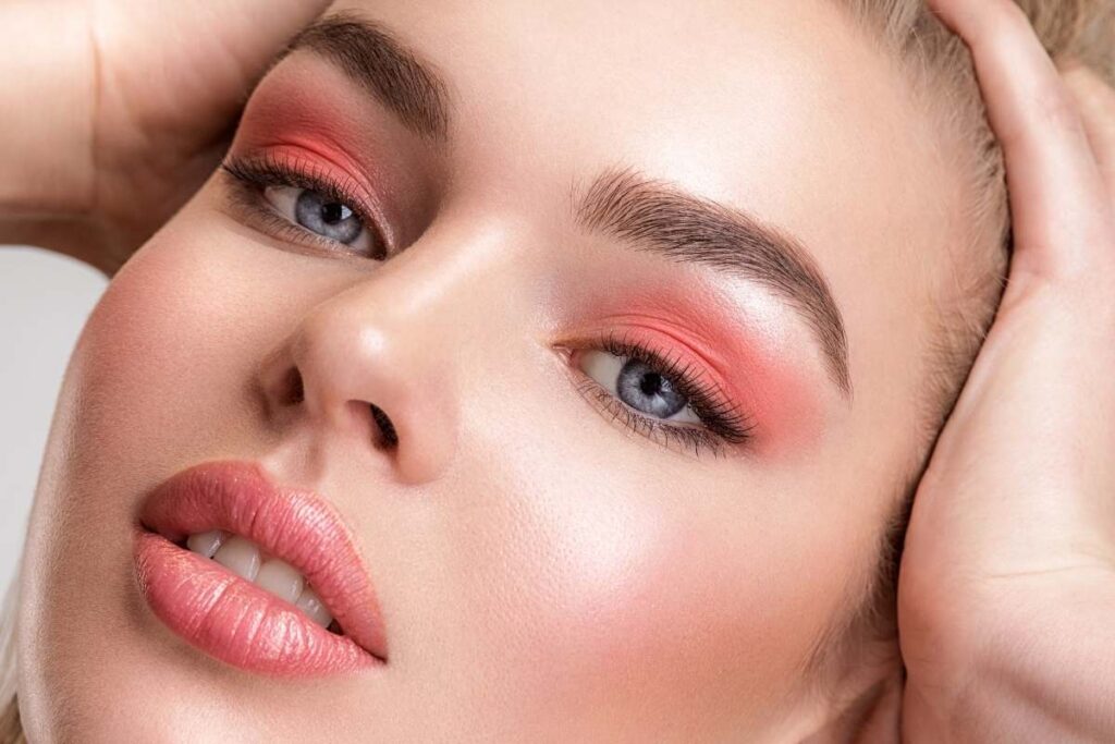 Best Coral Eyeshadows and Coral Eyeshadow Palettes